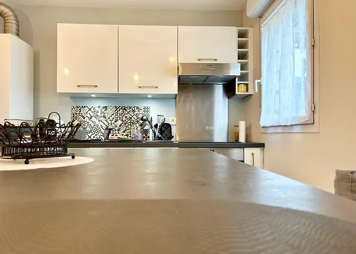 L Ecrin Du Canal - T2 - Metro - Quiet - شقة