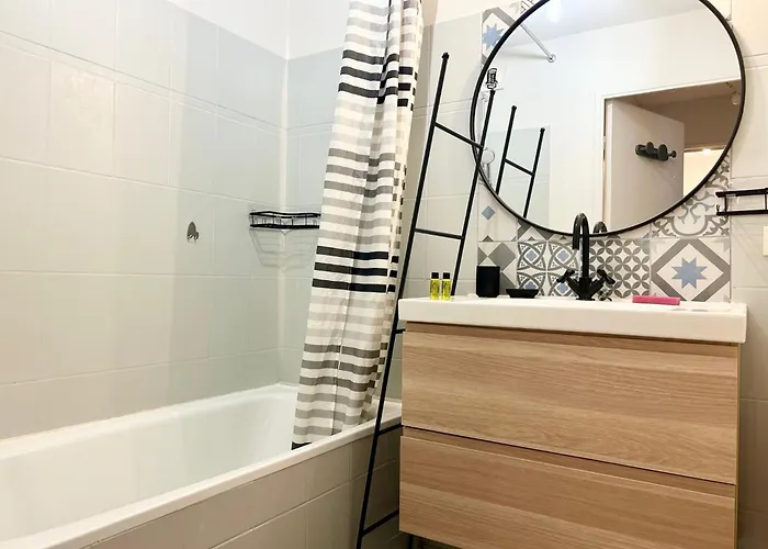 L Ecrin Du Canal - T2 - Metro - Quiet - Appartement *